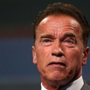 Arnold Schwarzenegger, plătit cu 3 milioane de dolari, pentru o reclamă la bere