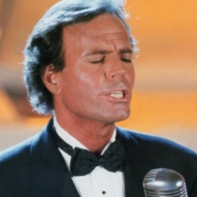 Cântăreţul spaniol Julio Iglesias. Sursă foto: Facebook