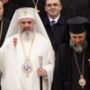 Plan de impozitare a BOR - Ideea consilierului premierului Tudose după o discuţie „la o masă” cu Patriarhul:„Biserica trebuie să înţeleagă şi să aleagă”  sursa foto economica.net