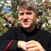 Cristian Pomohaci va încerca să redevină preot la Consistoriul Mitropolitan 