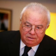 Alexandru Arşinel, transportat cu ambulanţa la Spitalul Universitar/ Şeful Serviciului de Ambulanţa: Pacientul acuza o durere toracică nespecifică